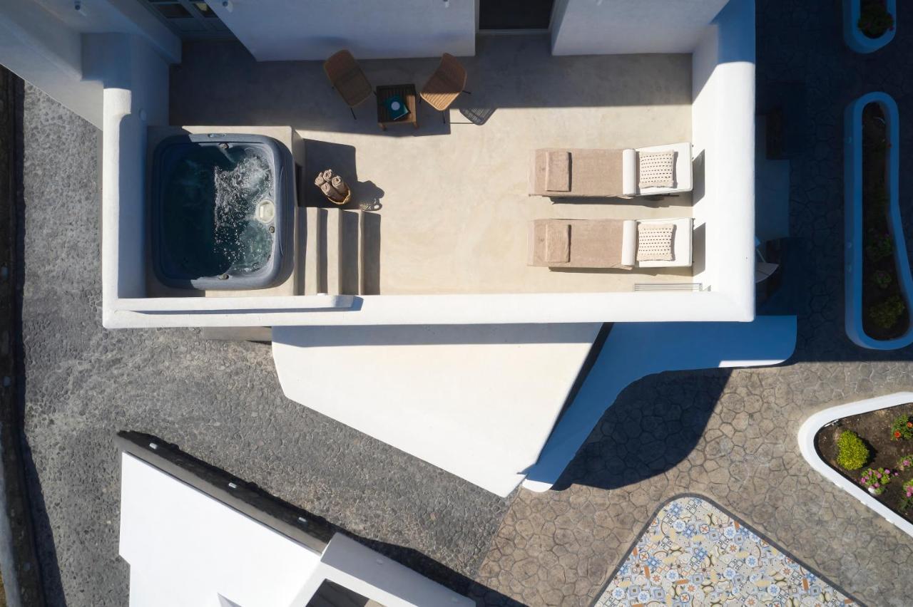 Danae Suites Santorini Ia Exterior foto
