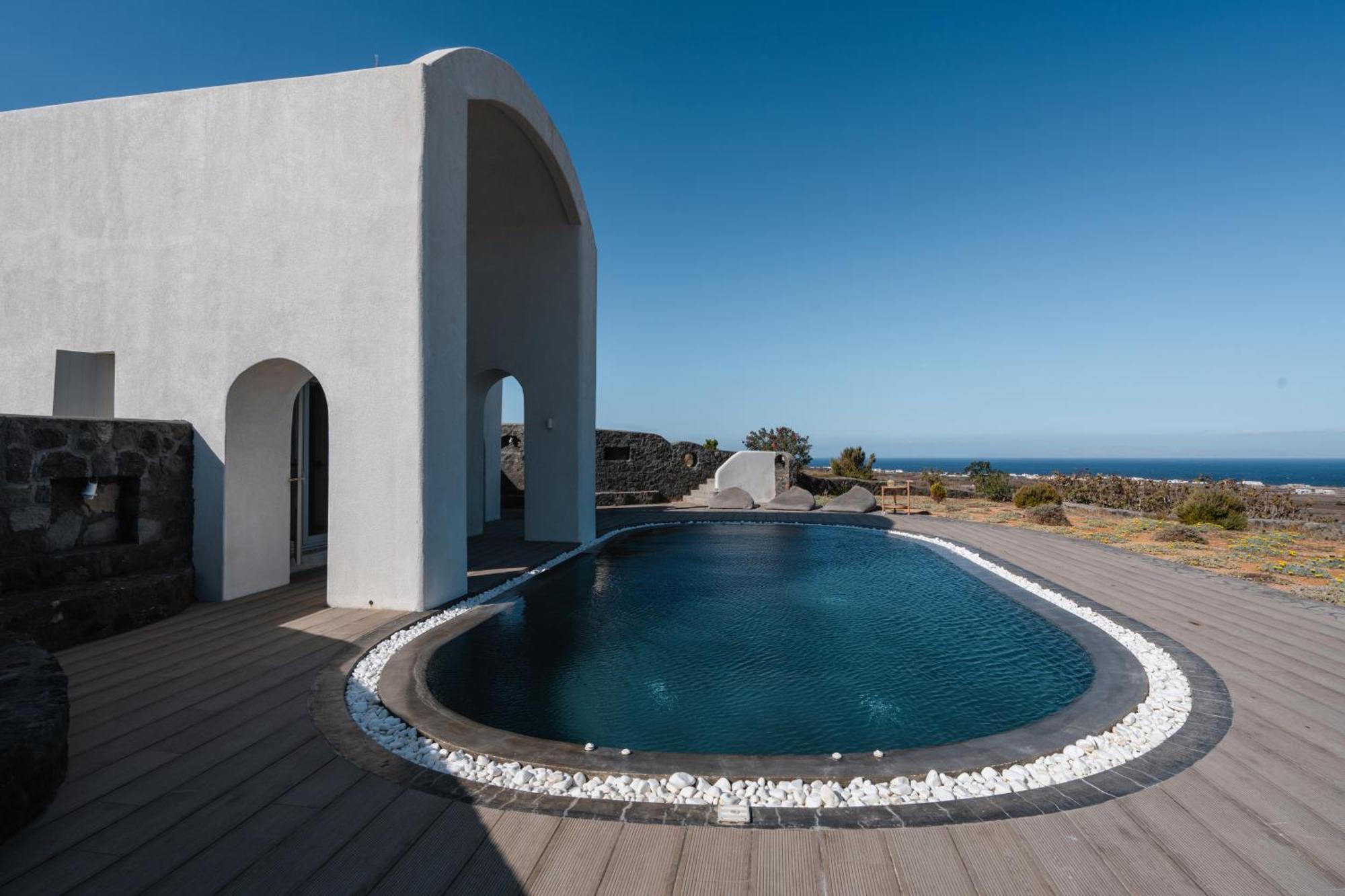 Danae Suites Santorini Ia Exterior foto